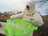  Greenpeace    Lego  Shell