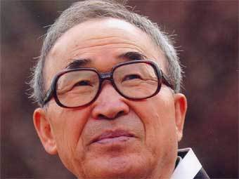 �� ��, ��������� ����, ��������� ������� ����������� ������ �� ���������� 2005 ����. ���� � ����� poesiefestival.klug-cms.de  