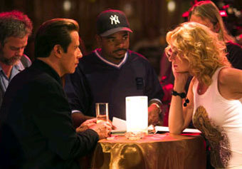 ���� �������� � ��� ������ � ������ "������� ���������-2 (���� ������)" (Be cool), ����  � ����� us.movies1.yimg.com 