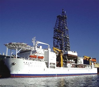 ������� Chikyu, ���� � ����� jamstec.go.jp