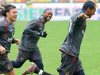 ����� �����, ������ ��� � ��. ���� ������ ��������, ������������ "������", � ����� red-army.ru