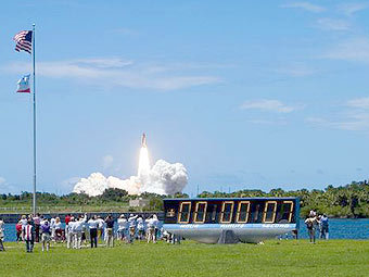 ����� Discovery, ���� CNN.