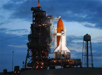 ����� Atlantis �� ��������� ��������. ���� � ����� NASA