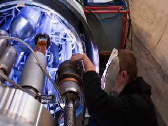 �������� ���������� ������� �������� ��������� ����������. ���� � ����� cern.ch. 