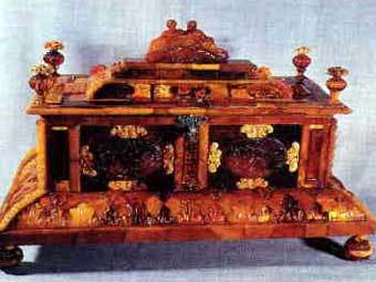 ����� �� �������� �������. ���� � ����� amberroom.org 