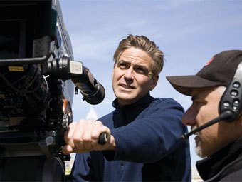 ������ ����� �� ������� ������ "Leatherheads". ���� � ����� outnow.ch