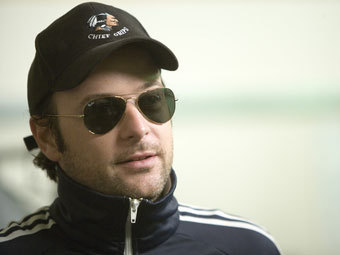 ����� ���