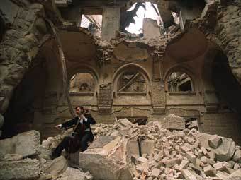 ������ ��������� ������ �� ������ ������������ ���������� � ������� (1992). ���������� ������� ����������, ����������� �� ����� wikipedia.org