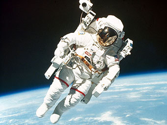 ����   Photos.com/Cube