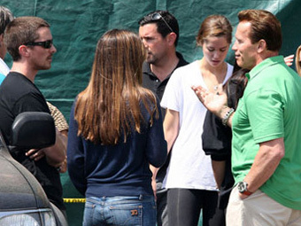 �������� ���� (�����) � ������� ������������ (������). ���� � ����� �omingsoon