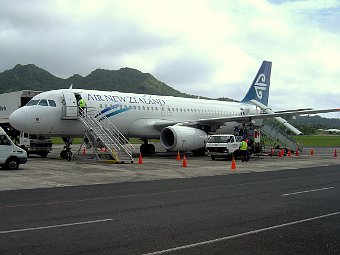 Airbus A320  Air New Zealand.   Follash  wikipedia.org