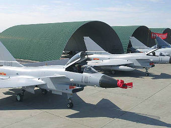  Chengdu J-10.    militaryparitet.com