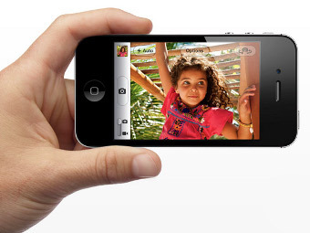 iPhone 4S,    Apple