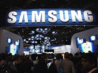  Samsung   CES-2012.  ©AFP