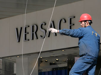  Reuters