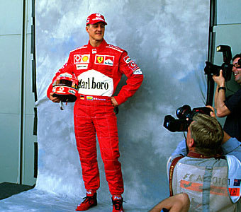 ����������� ������� ���� �� "�������-1" ������� �������. ���� Schlegelmilch Photography