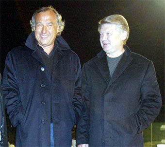 ������ "������" ������� ��������� � ����������� ����� ���� ��������. ���� � ������������ ����� "������"